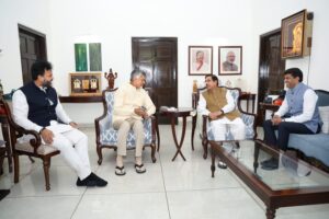 ప్రహ్లాద్ జోషితో చంద్రబాబు భేటీ