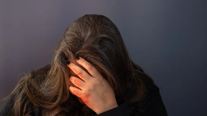  Sexual Harrarsment: వైద్యురాలిపై తోటి డాక్టర్ ప్రేమ పేరుతో లైంగిక దాడి. 