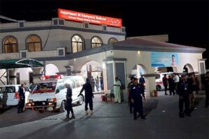 పాక్ నగరాల్లో ఎమర్జెన్సీ