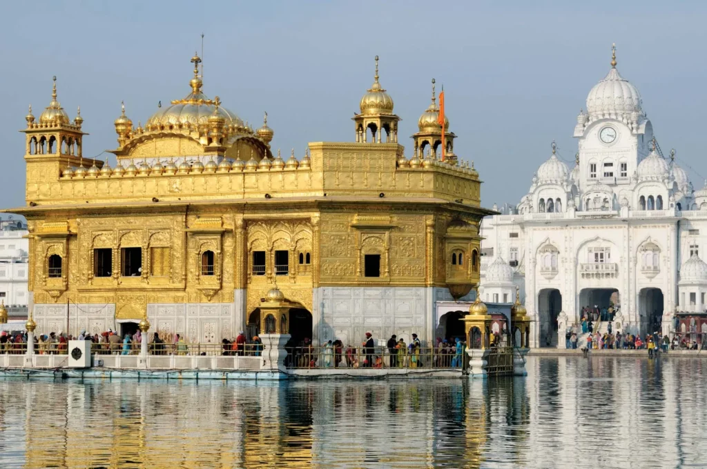 Amritsar: ఈ నెల 8 న అమృత్‌సర్‌పై పాక్ దాడి యత్నం..కుట్రను భగ్నం చేసిన సైన్యం