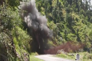 పాకిస్థాన్ లైవ్ షెల్‌ను నిర్వీర్యం చేసిన సైన్యం