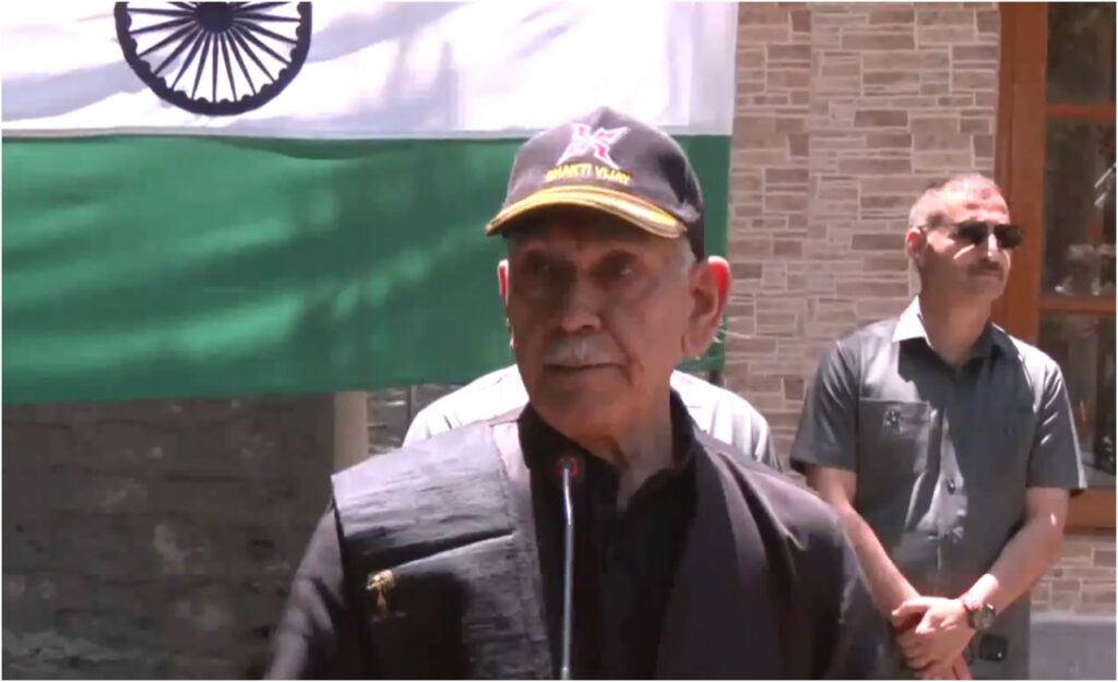 JK LG Manoj Sinha భారత సైన్యం దాటి వెళ్లలేని ప్రదేశం పాకిస్థాన్‌లో లేదు మనోజ్ సిన్హా