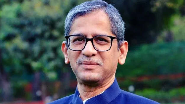 Justice N.V. Ramana జస్టిస్ ఎన్వీ రమణ నిజమైన ప్రజల మనిషి .. జస్టిస్ గవాయ్ ప్రశంసలు