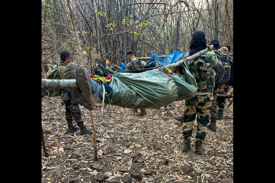 Maoist encounter కీలక ఆపరేషన్‌లో 31 మంది మావోయిస్టులు మృతి!