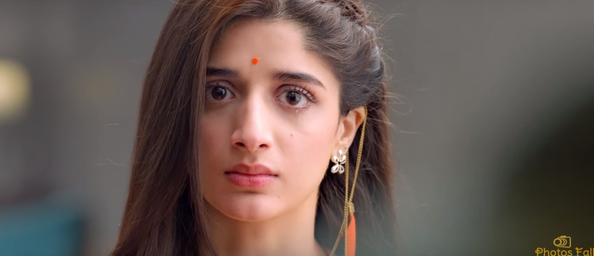 Mawra Hocane ఆపరేషన్ సిందూర్ పై వ్యతిరేక కామెంట్స్ చేసిన మవ్రా హోకేన్