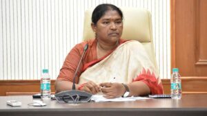 పిల్లల భవిష్యత్తు ను తీర్చిదిద్దేది అంగన్వాడీ టీచర్లే: సీతక్క