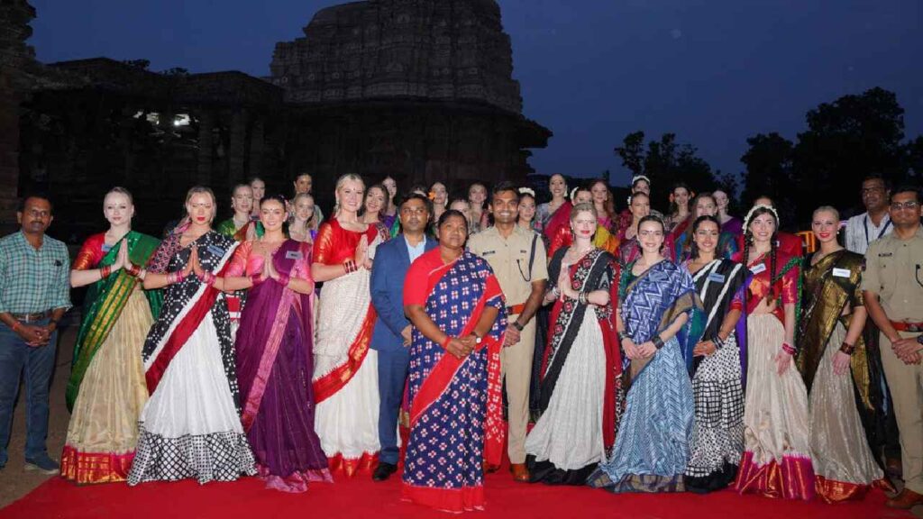 Miss World: తెలంగాణ సాంప్రదాయ దుస్తుల్లో మెరిపించిన ముద్దుగుమ్మలు