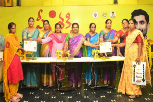 మంగ‌ళ‌గిరిలో 3,508 మంది మహిళలకు ఉచిత కుట్టు మిషన్