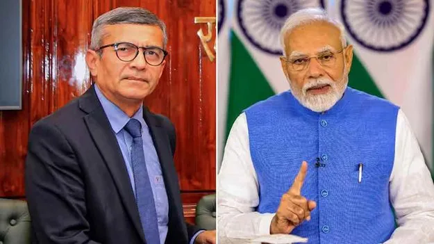 PM Modi : రక్షణ శాఖ కార్యదర్శితో ప్రధాని మోడీ భేటీ