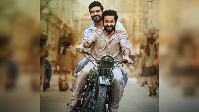 RRR Live Concert లండన్ లో ఆర్ఆర్ఆర్ లైవ్ కాన్సర్ట్... హాజరుకానున్న రామ్ చరణ్, ఎన్టీఆర్, మహేశ్ బాబు!