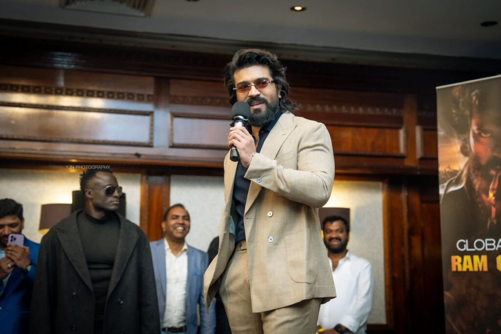 Ram Charan లండన్‌లో రామ్‌చరణ్‌ను కలిసిన ప్రఖ్యాత బాక్సర్ జూలియన్ ఫ్రాన్సిస్