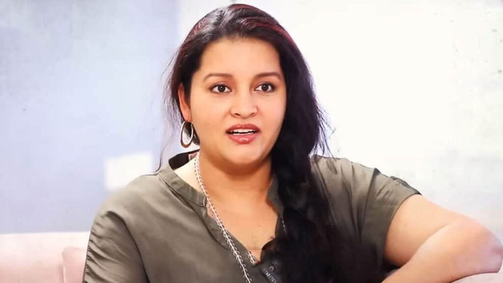 Renu desai