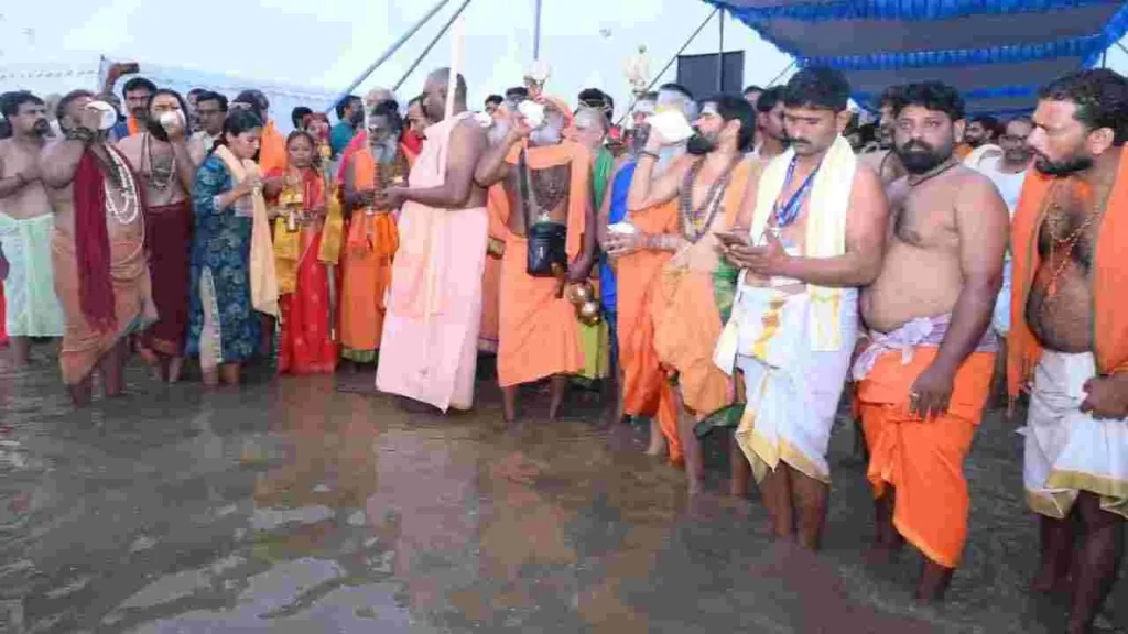 Saraswati Pushkaralu: కాళేశ్వరంలో ప్రారంభమైన సరస్వతీ పుష్కరాలు