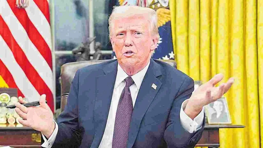  Trump : అమెరికా ట్రంప్ సర్కార్ అక్రమ వలసదారులకు కొత్త ఆఫర్ - $1000 ప్రోత్సాహకం