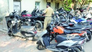 తక్కువ ధరకే బైకులు కొనాలనుకుంటున్నారా?ఈ ఆఫర్ మీకే