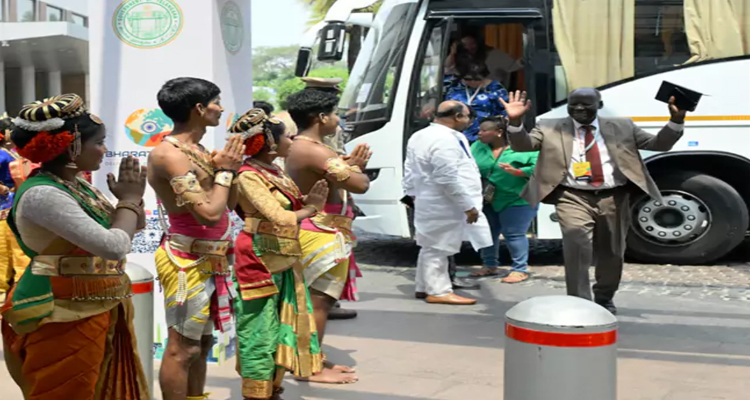  Bharat : భారత్ వినోదరంగానికి వేదికగా వేవ్స్ సమ్మిట్ ప్రారంభం