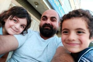 ఇజ్రాయెల్‌ దాడిలో పిల్లలను కోల్పోయిన ఓ వైద్యుడి దీన గాథ..