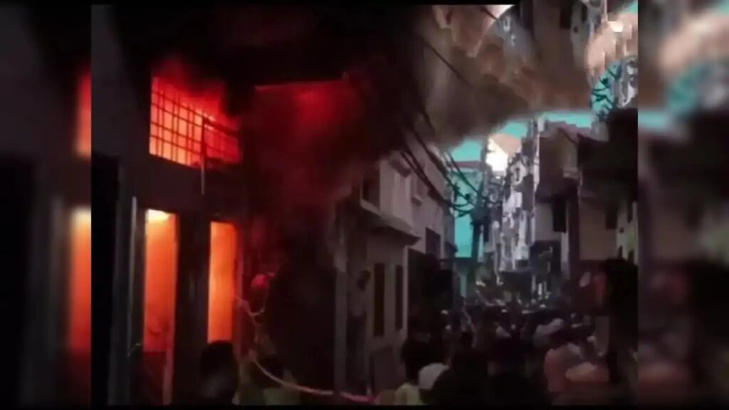 Kanpur Fire: కాన్పూర్ లో అగ్నిప్రమాదం.. ఐదుగురు సజీవ దహనం..