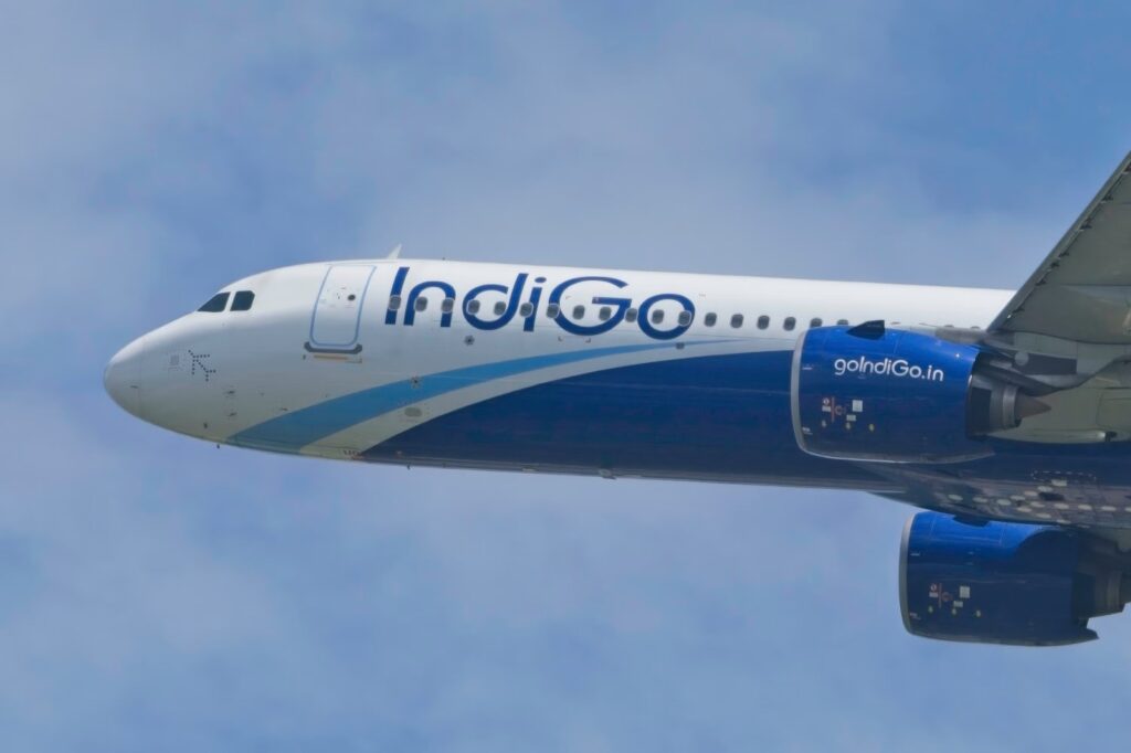 Indigo Flight: ఇండిగో పైలట్ అభ్యర్థనను తిరస్కరించిన పాక్‌