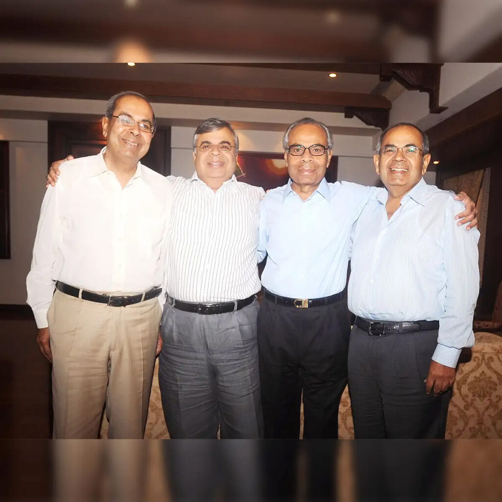 Hinduja Group: యూకే కుబేరుల జాబితాలో హిందుజా గ్రూప్
