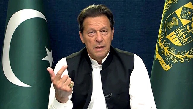 పాకిస్థాన్ మాజీ ప్రధాని ఇమ్రాన్ ఖాన్పై జైలులో లైంగిక దాడి