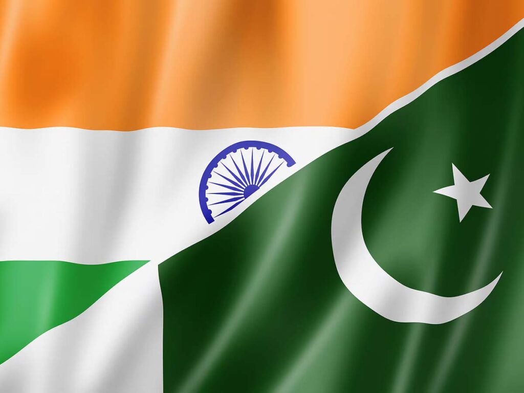 India expels Pak employee : పాక్‌ హైకమిషన్‌ ఉద్యోగి బహిష్కరణ.. 24 గంటల్లోగా వెళ్లిపోవాలి :భారత్‌