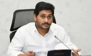 నేడు బెంగళూరుకు వెళ్లనున్న జగన్