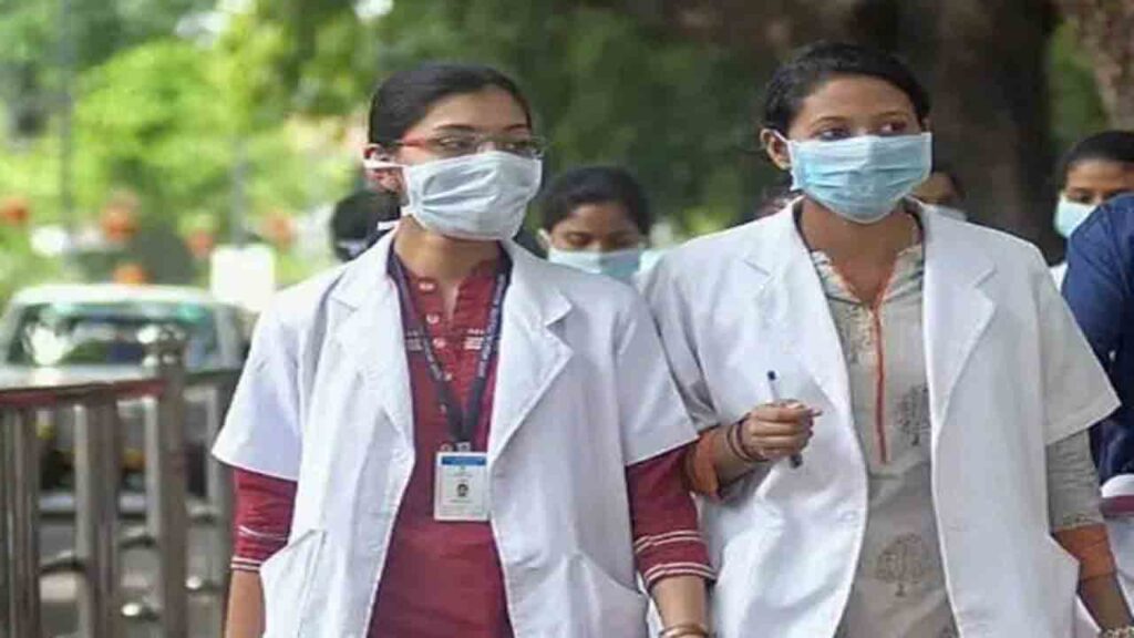 India : గత ఐదేళ్లలో 119 వైద్య విద్యార్థులు ఆత్మహత్య