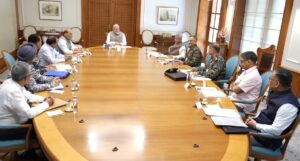 భారత్-పాకిస్తాన్ చర్చలు చివరి నిమిషంలో వాయిదా