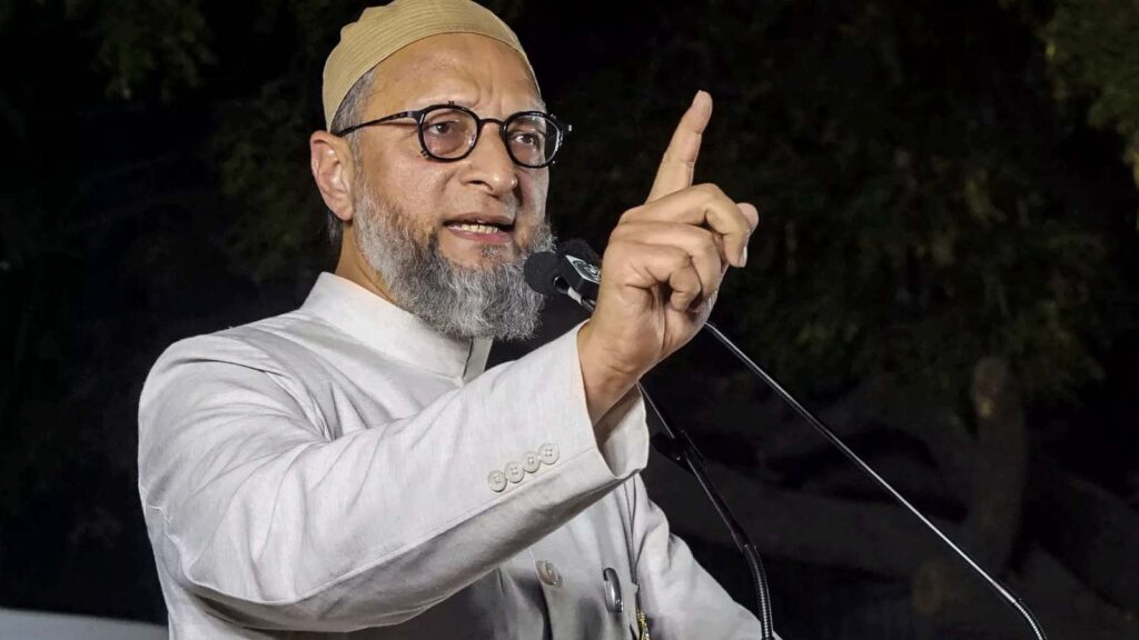 Asaduddin Owaisi: కాపీ కొట్టడం రాని దద్దమ్మలు.. పాక్ పై అసదుద్దీన్ చురకలు..