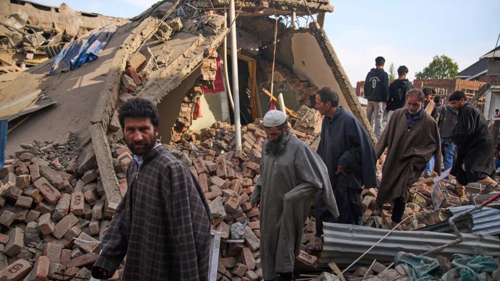 Huge loss for Pakistan :భారత్ క్షిపణి దాడుల్లో పాక్‌‌కు భారీ నష్టం..!