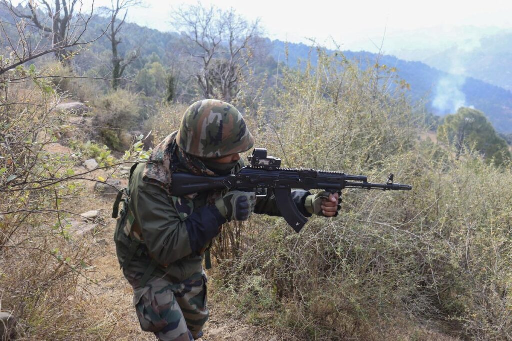 INDIA-PAKISTAN: పాక్‌కి భారత్ ఆర్మీ గట్టి బుద్ధి.. కేవలం 3 నిమిషాల్లో 13 ఉగ్ర స్థావరాల ధ్వంసం