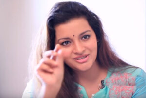 చైనాలో తయారయ్యే వస్తువుల్ని కొనడం మానేయండి:రేణూ దేశాయ్