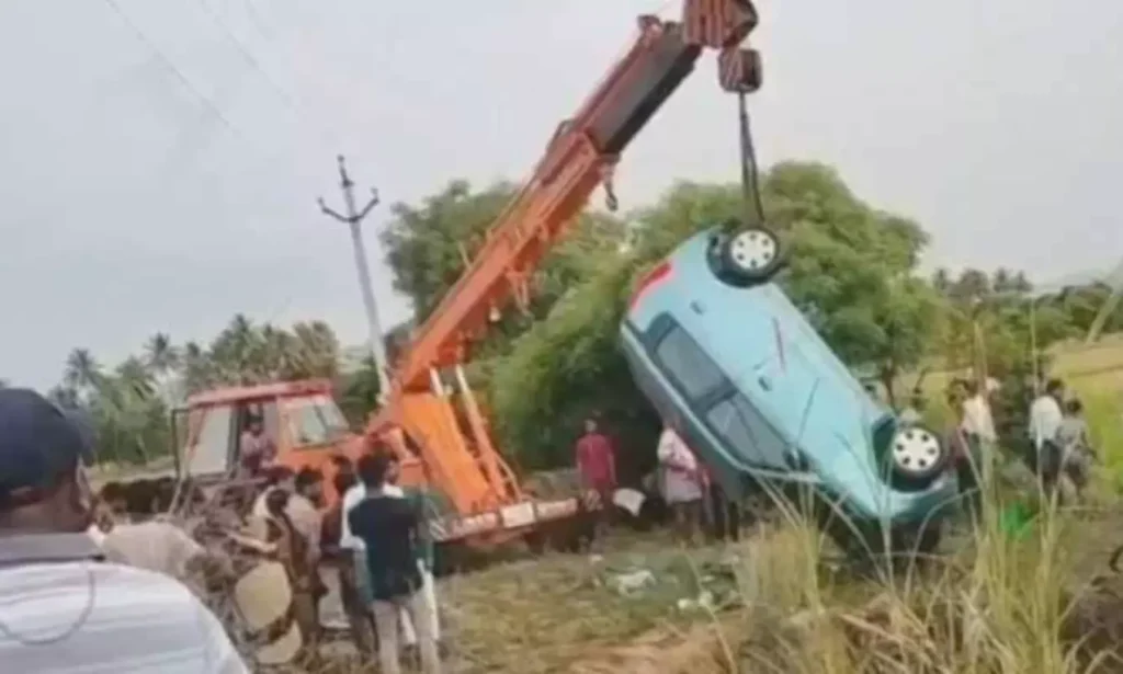 Car Accident: అన్నమయ్యలో ఘోర ప్రమాదం బావిలోకి దూసుకుపోయిన కారు, ముగ్గురు మృతి