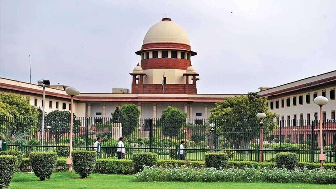 Supreme Court: ఆమె ఇష్టంతోనే అతడితో వెళ్ళింది..సుప్రీం కోర్ట్ కీలక వ్యాఖ్యలు 