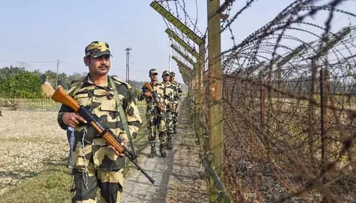 Pak, Bangladesh: పాక్, బంగ్లా సరిహద్దుల్లో భారత్ మరింత కట్టుదిట్టం