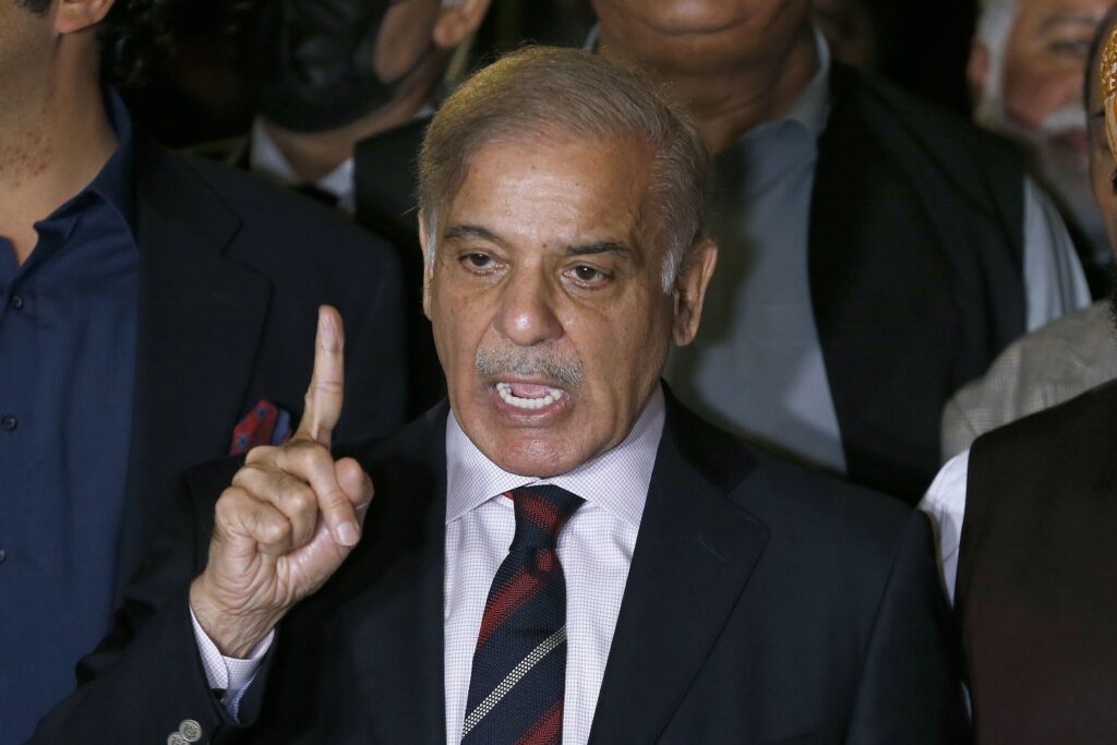 PM Shahbaz Sharif:  భారత్ తో శాంతి చర్చలకు సిద్ధం: పాక్ ప్రధాని