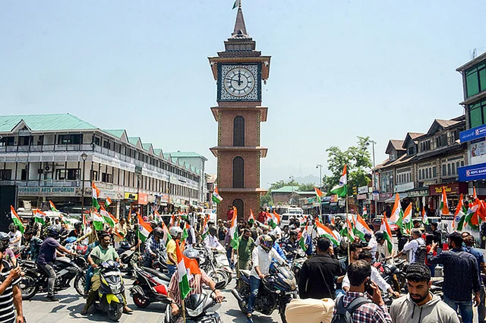 srinagar tiranga