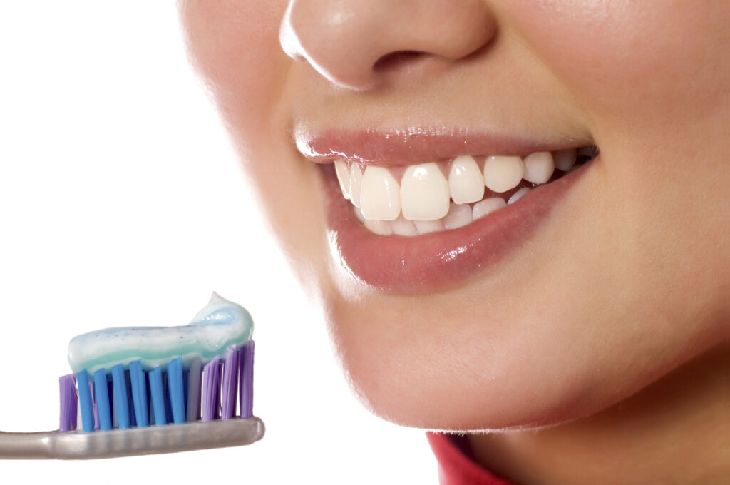 Tooth Brush: ప్రతి మూడు నెలల ఒకసారి టూత్ బ్రష్ ని మార్చాల్సిందే