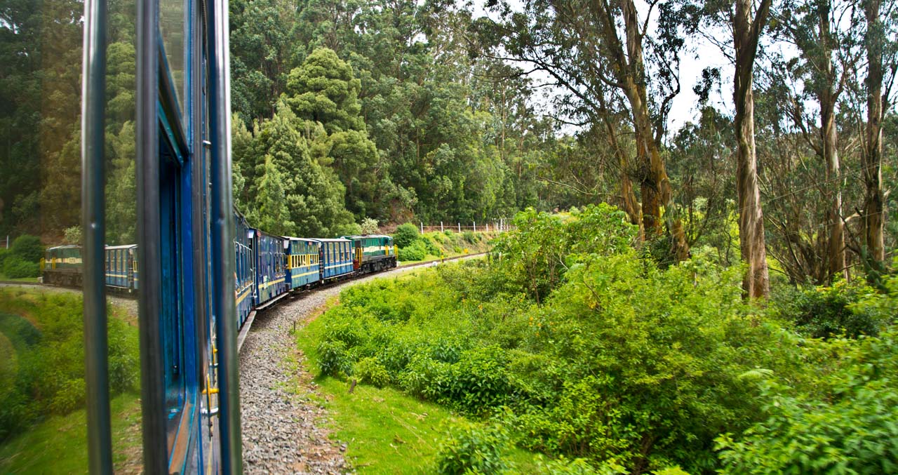 సమ్మర్ టూర్ కు అనువైన స్థలాలు