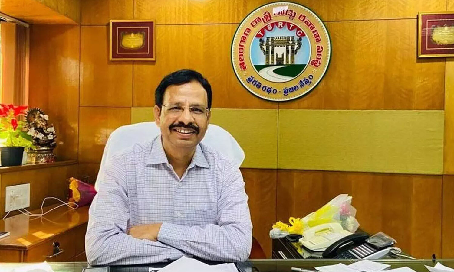 నెల రోజుల పాటు సజ్జనార్ అందుబాటులో ఉండరు