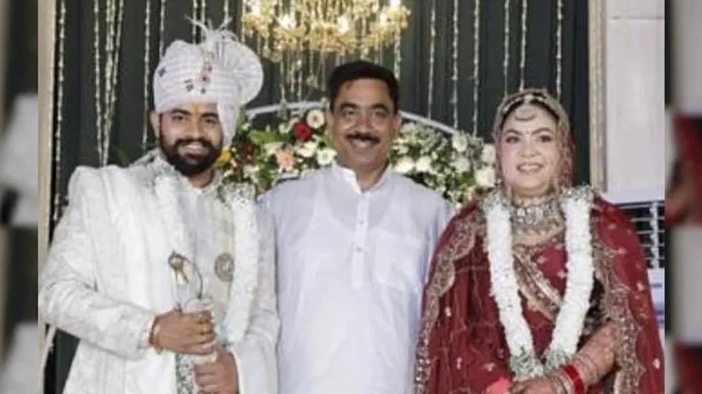 Groom: వధువు కోసం కట్నం వద్దన్న వరుడు