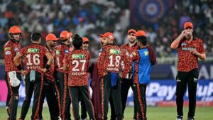 ఢిల్లీ మ్యాచ్ కు ముందు సన్‌రైజర్స్ కీలక నిర్ణయం