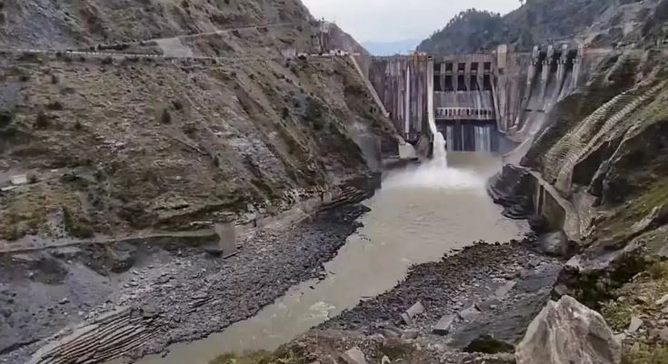 Indus Waters Treaty: ఎండుతున్న పాక్ డ్యామ్ లు