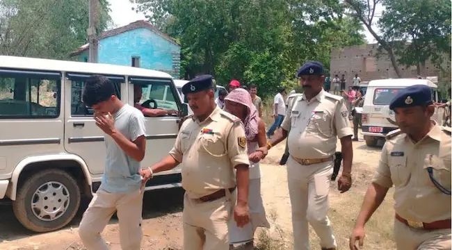 Bihar: సస్పెండ్ అయిన బిహార్ పోలీస్ ఇంట్లో భారీ ఆయుధాలు