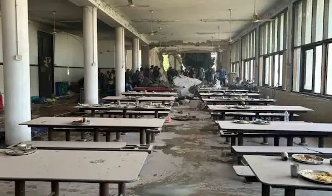 Ahmedabad Plane Crash: మెడికల్‌ కాలేజ్‌ హాస్టల్‌పై కూలిన విమానం