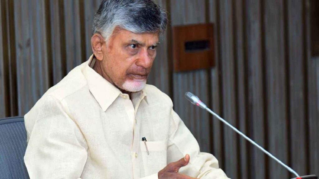 Chandrababu Naidu : అబద్దం ఊరంతా చుట్టి వస్తుంది : చంద్రబాబు