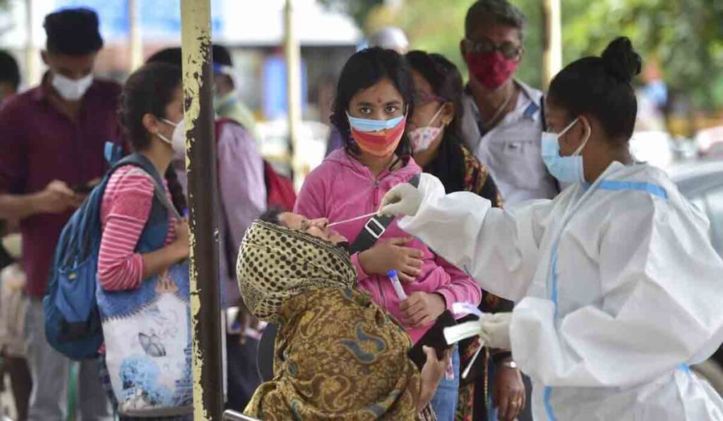 COVID: గుంటూరులో పెరుగుతున్న కరోనా కేసులు ప్రత్యేక ఓపీ ఏర్పాటు