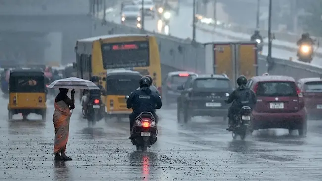 Rain: తెలంగాణలో 3 రోజులు భారీ వర్ష సూచన