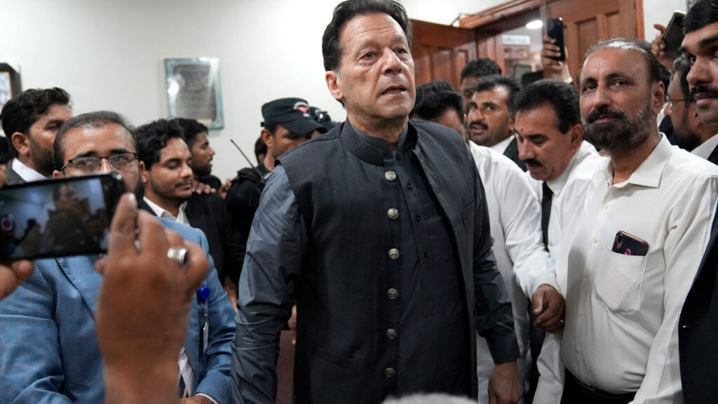 Imran Khan : మునీర్ పై ఇమ్రాన్‌ ఖాన్‌ సంచలన ఆరోపణలు